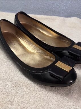 kate spade Navy Blue
 Patent Leather Bow Ballet Flats SZ 8.5 M Navy brazil